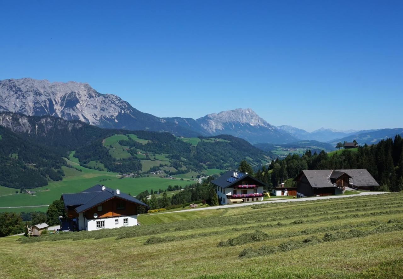 Maierlhof Villa ไอค์ ภายนอก รูปภาพ