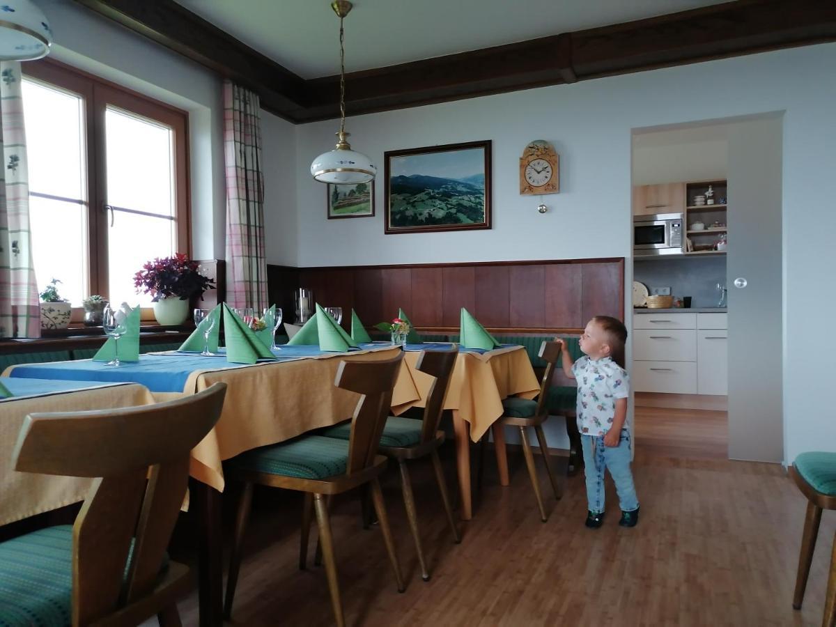 Maierlhof Villa ไอค์ ภายนอก รูปภาพ
